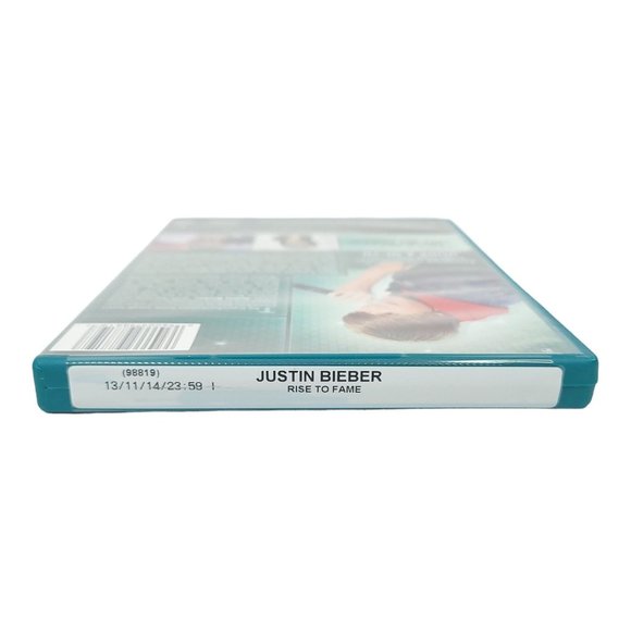 Justin Bieber The Untold Story Of His Rise To Fame DVD 2011 - Picture 5 of 7